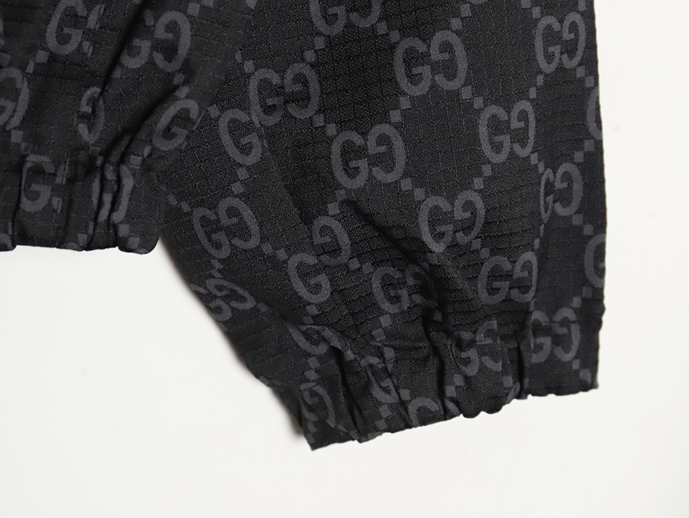 Gucci reversible presbyopic dragon plaid jacket