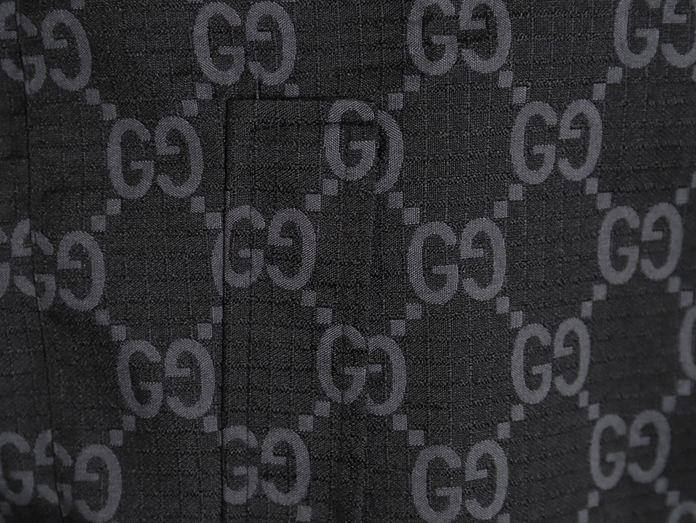 Gucci reversible presbyopic dragon plaid jacket