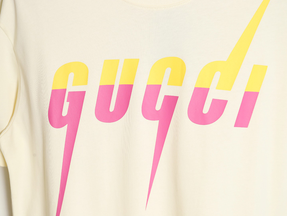 Gucci limited edition lightning letter print short sleeves