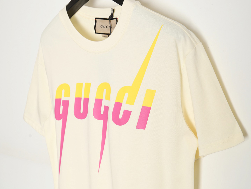 Gucci limited edition lightning letter print short sleeves