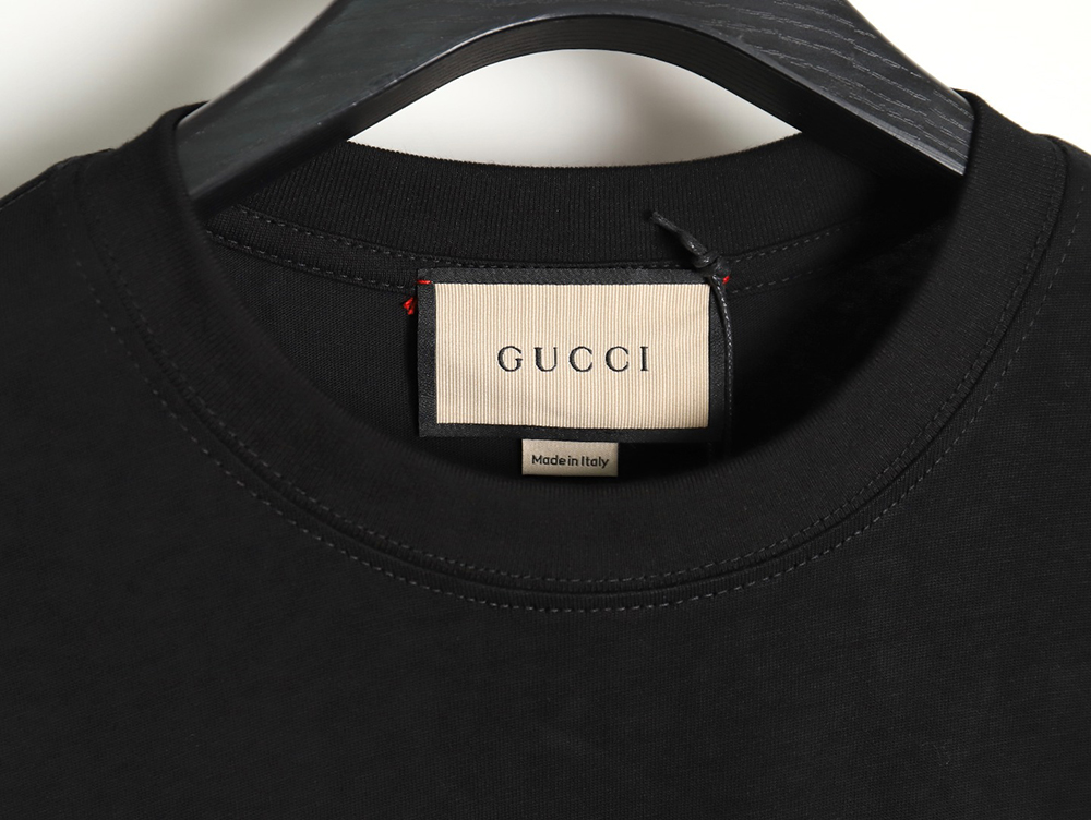 GUCCI early spring new rivet logo round neck t-shirt TSK1