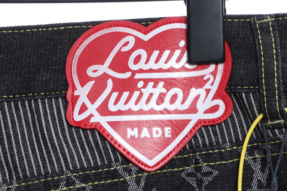 LV co-branded NIGO stitching contrasting color denim trousers