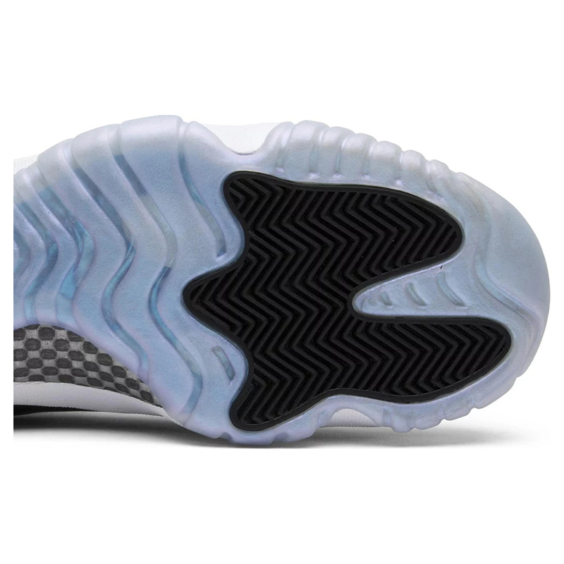 AIR JORDAN 11 RETRO LOW BG "EMERALD"