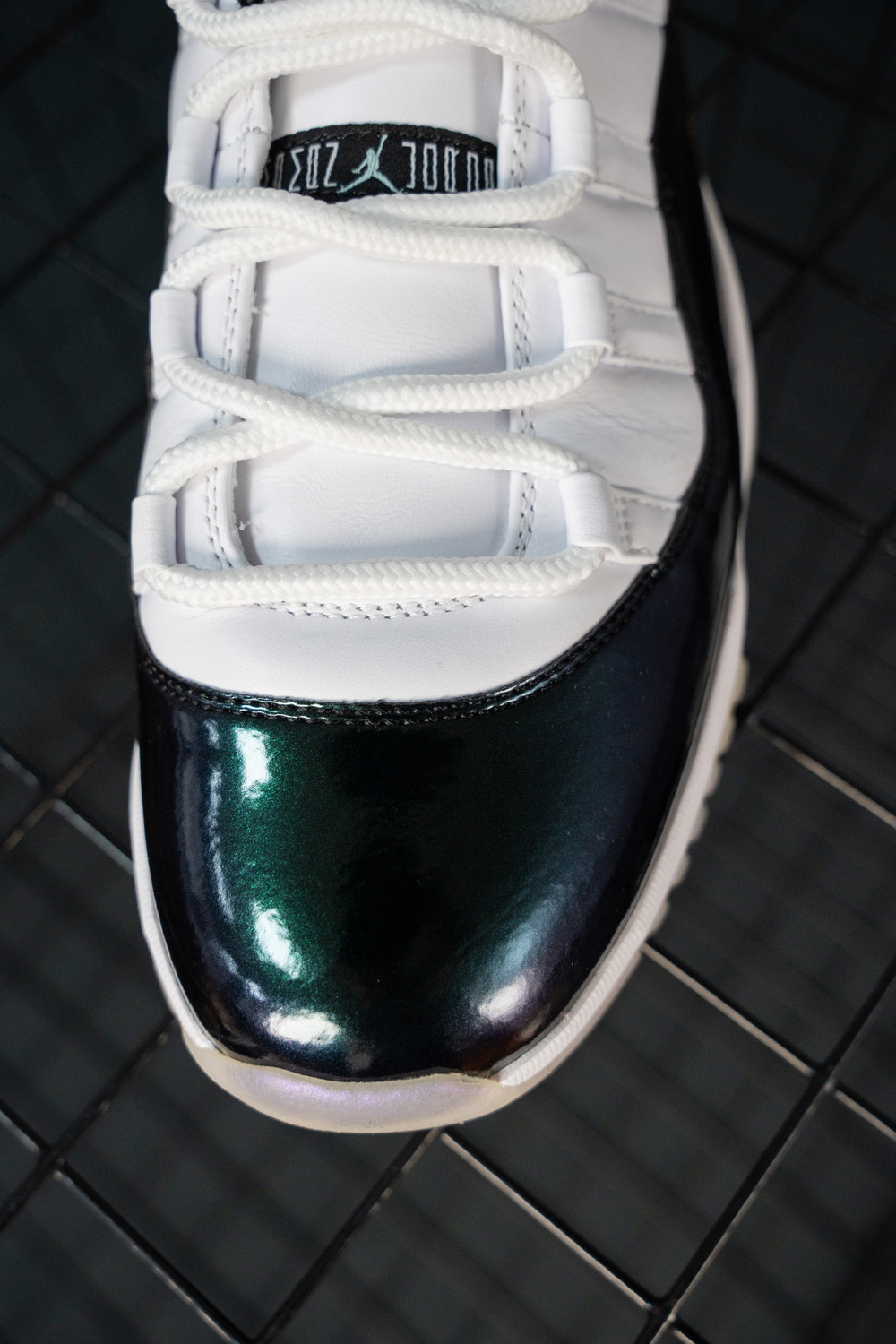 AIR JORDAN 11 RETRO LOW BG "EMERALD"