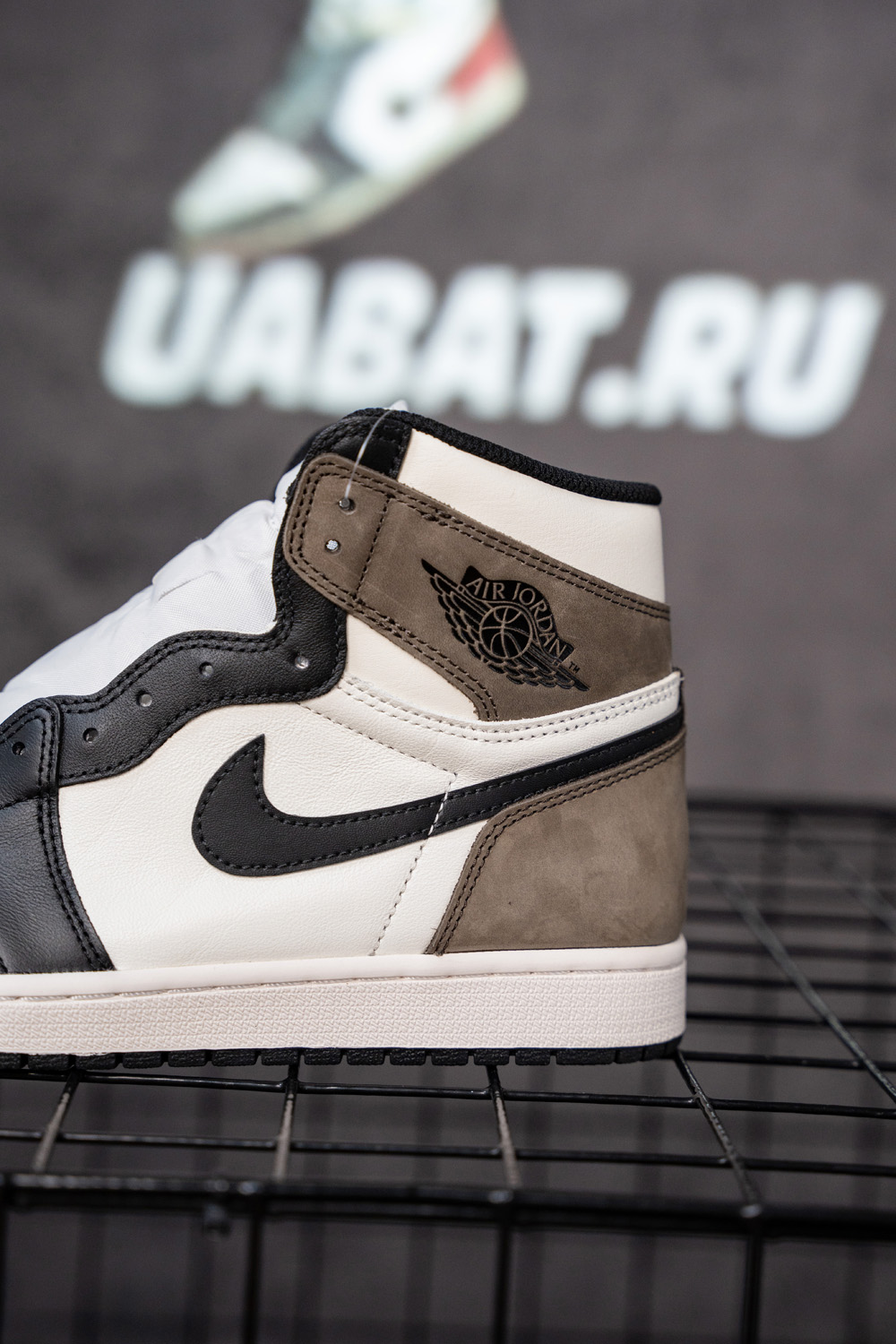 AIR JORDAN 1 RETRO HIGH OG 
