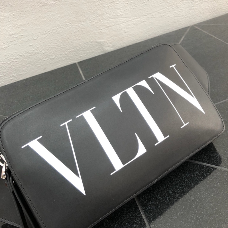 Valentino Bags 719WJW 23*13*3.8cm