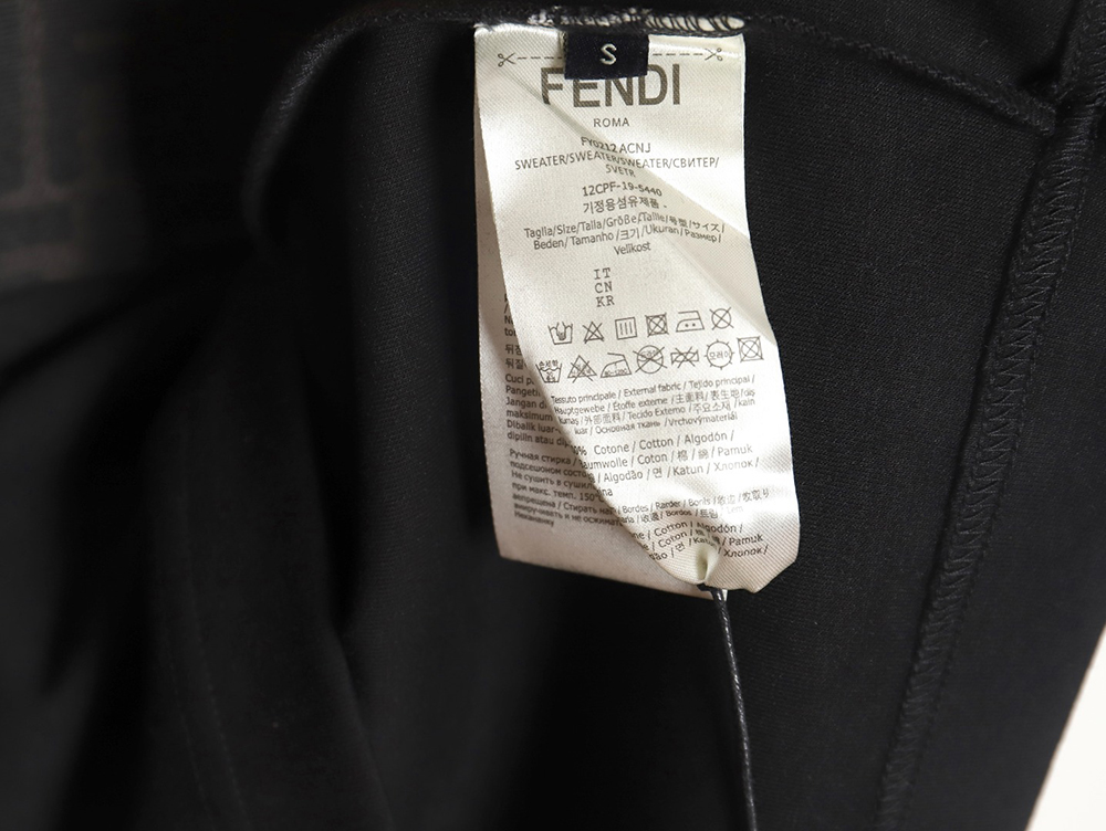 Fendi 24SS pocket zip T-shirt