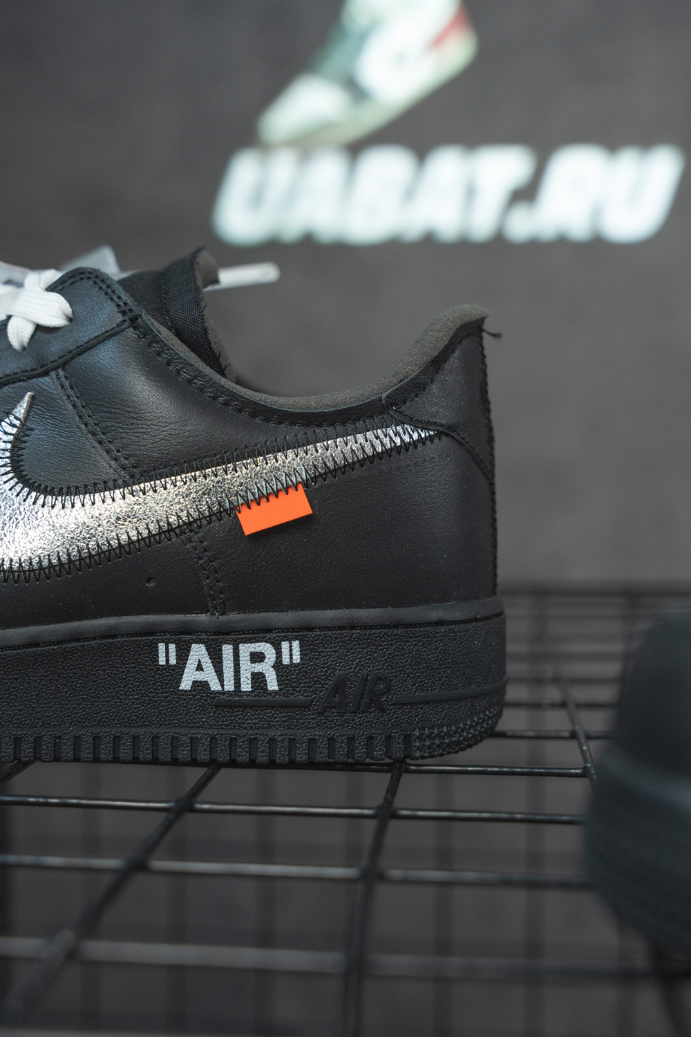 Off-White x Air Force 1 Low ''07 ''MoMA''
