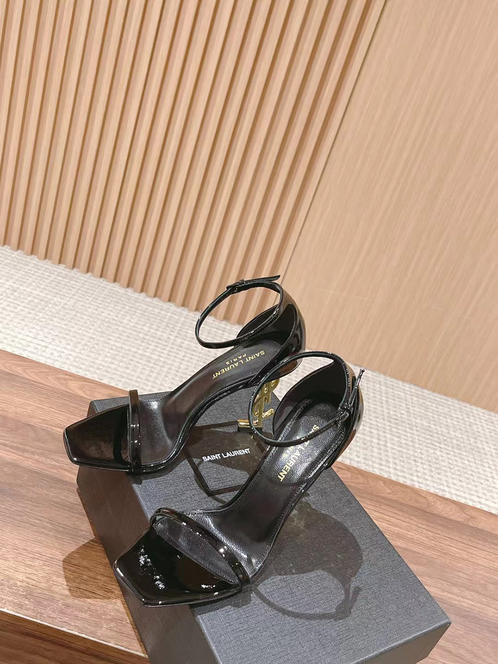 SAINT LAURENT OPYUM SANDALS IN PATENT LEATHER H:105mm