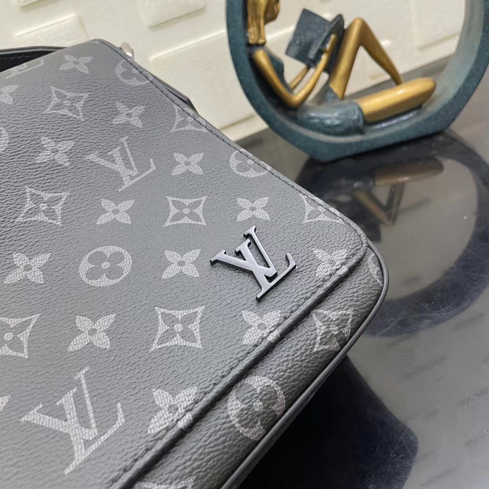 Louis Vuitton Bags M46255 26*20*7cm
