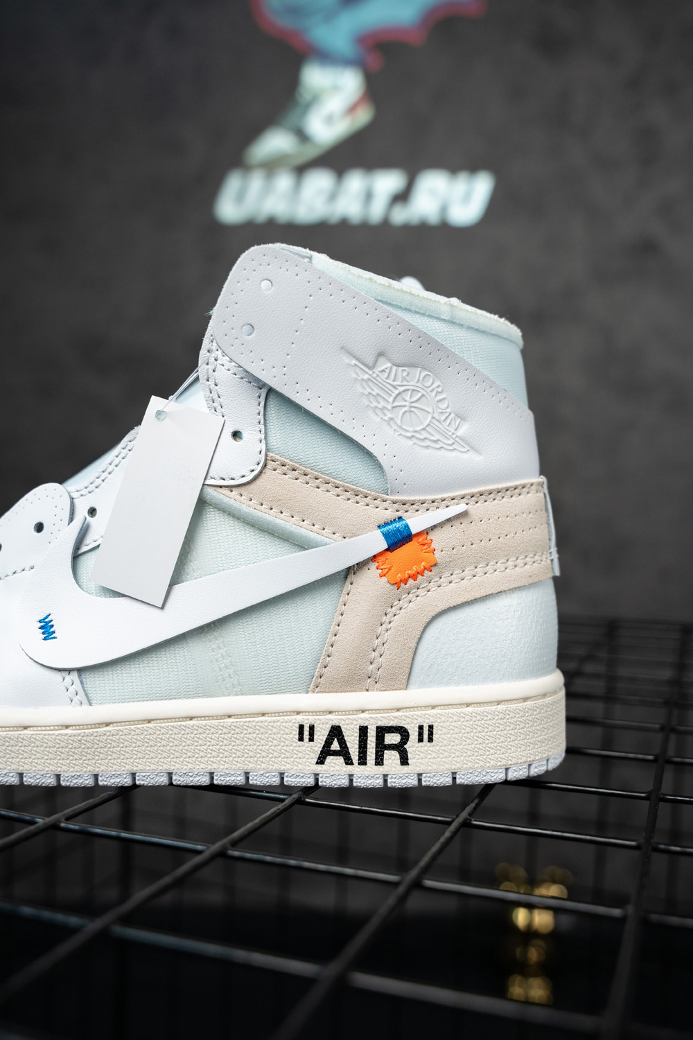 Off-White x Air Jordan 1 Retro High OG 