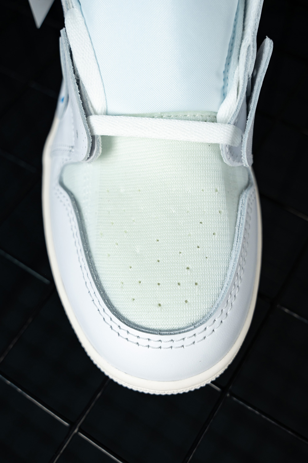 Off-White x Air Jordan 1 Retro High OG 