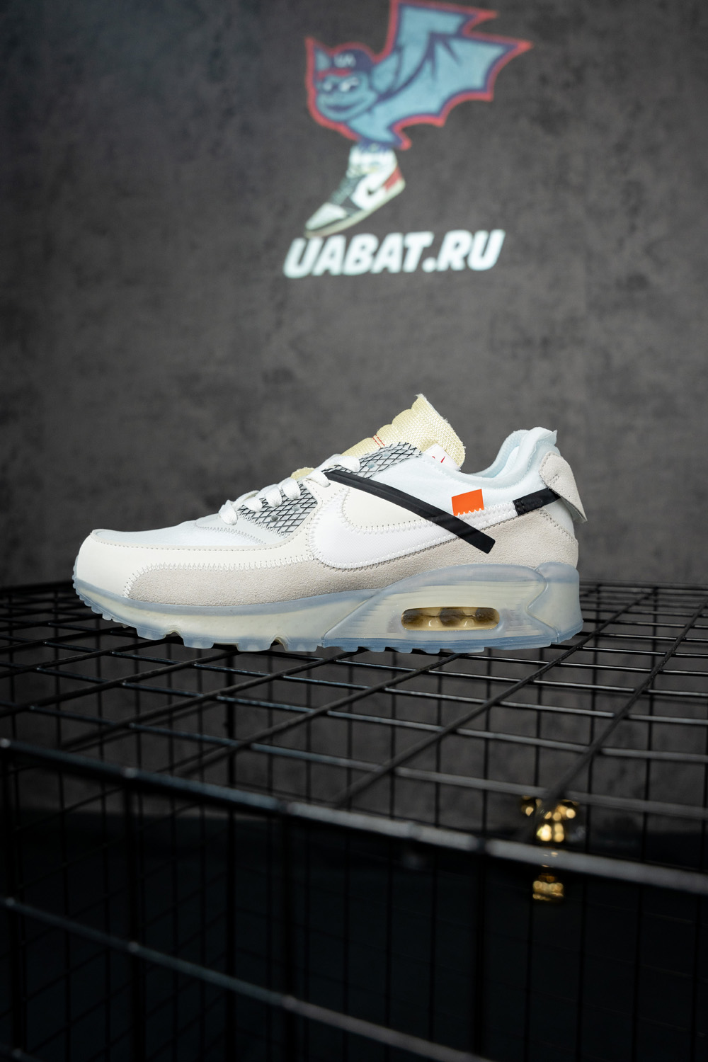 Off-White x Air Max 90 