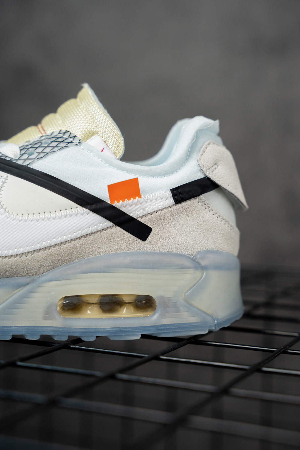 Off-White x Air Max 90 