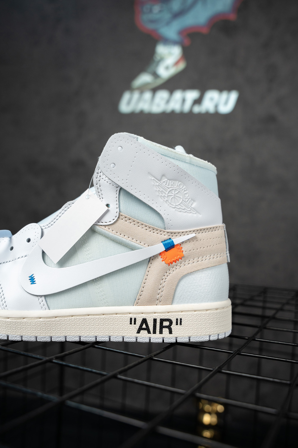 Off-White x Air Jordan 1 Retro High OG 