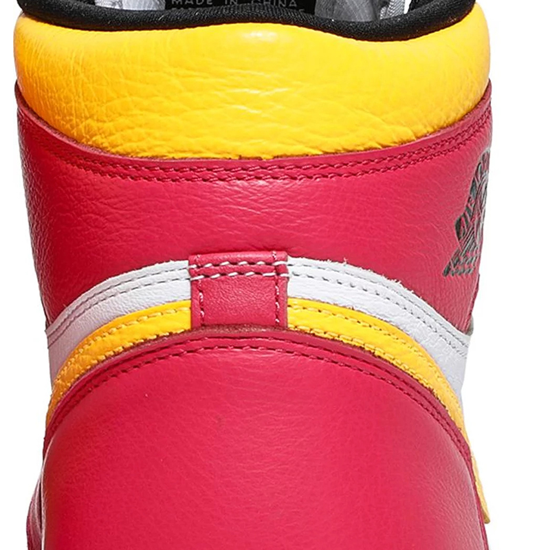 AIR JORDAN 1 RETRO HIGH OG ''LIGHT FUSION RED''