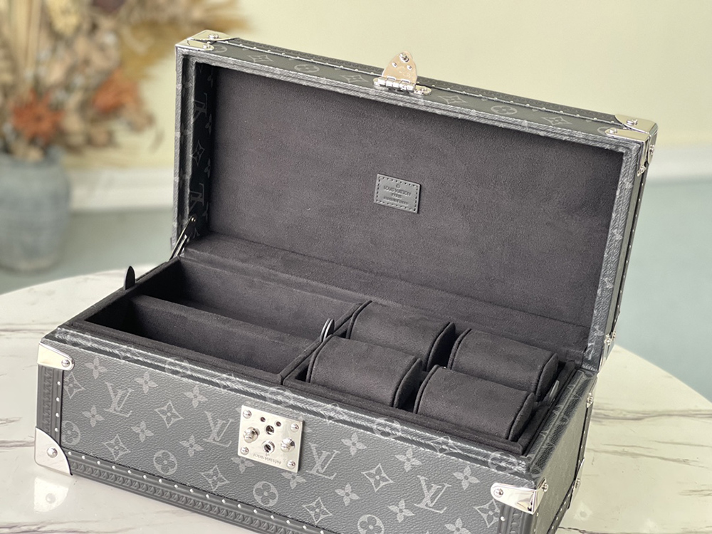 Louis Vuitton Bags M20209 39*18*17cm