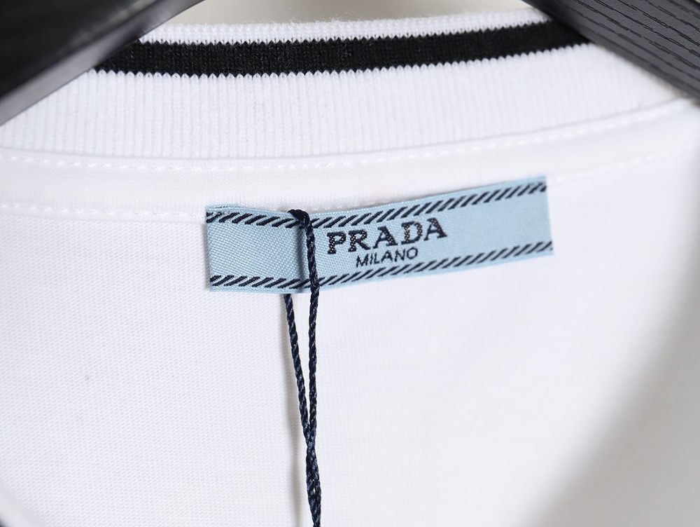 Prada 24ss embroidered lettering short sleeves