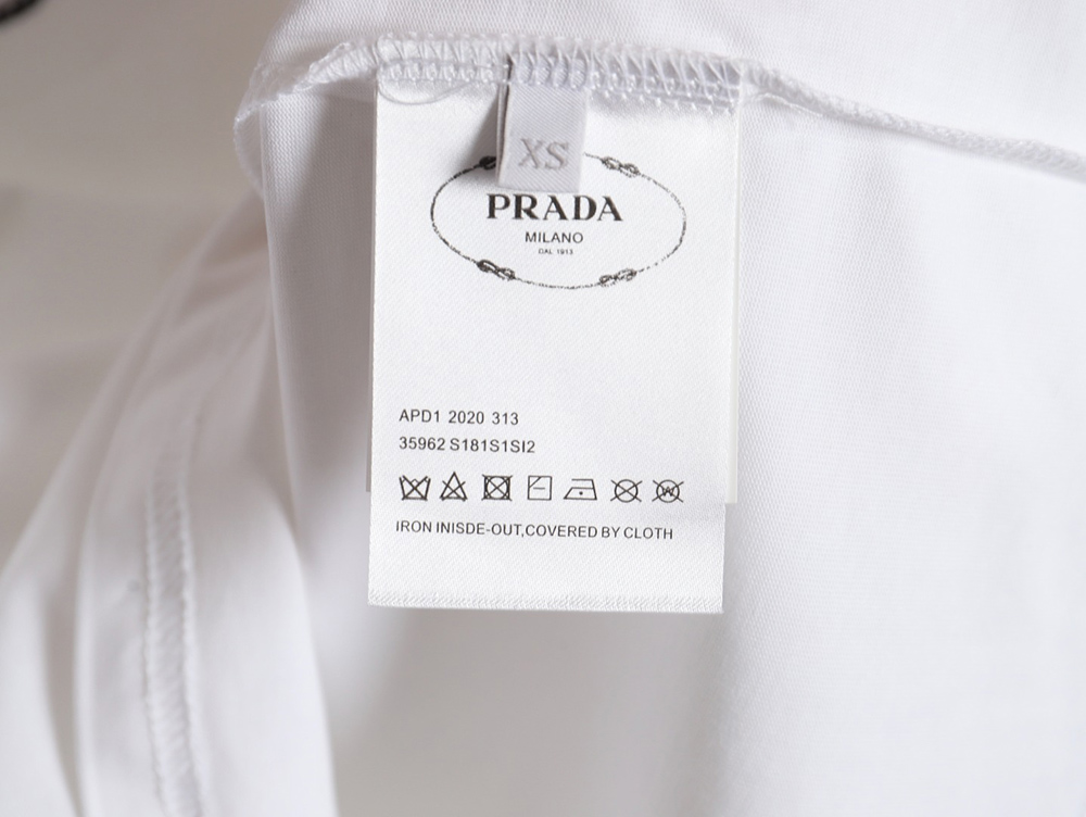 Prada 24ss toothbrush embroidered letter logo short sleeves