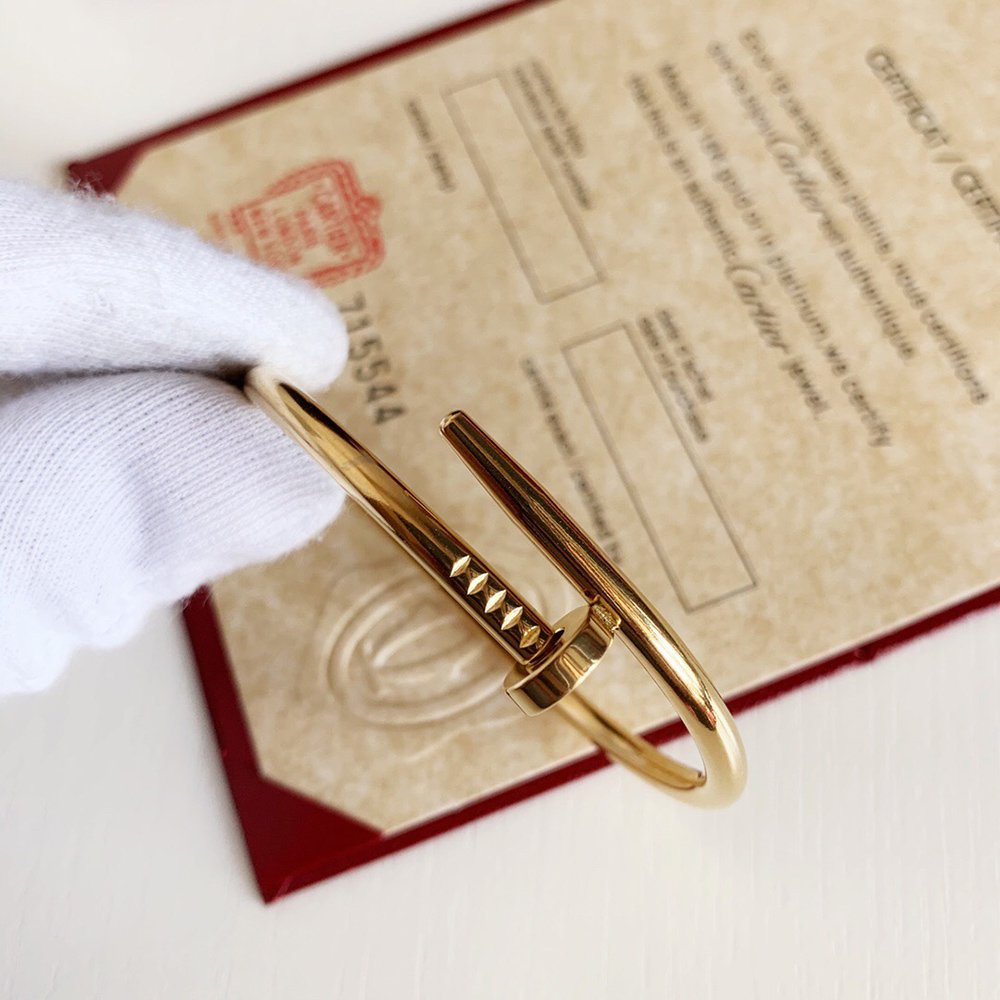 Cartier Juste un Clou bracelet