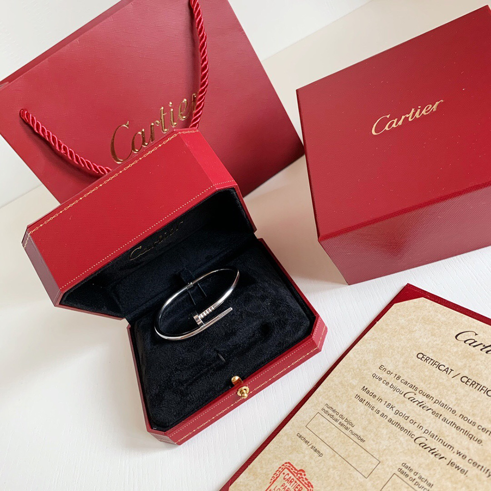 Cartier Juste un Clou bracelet