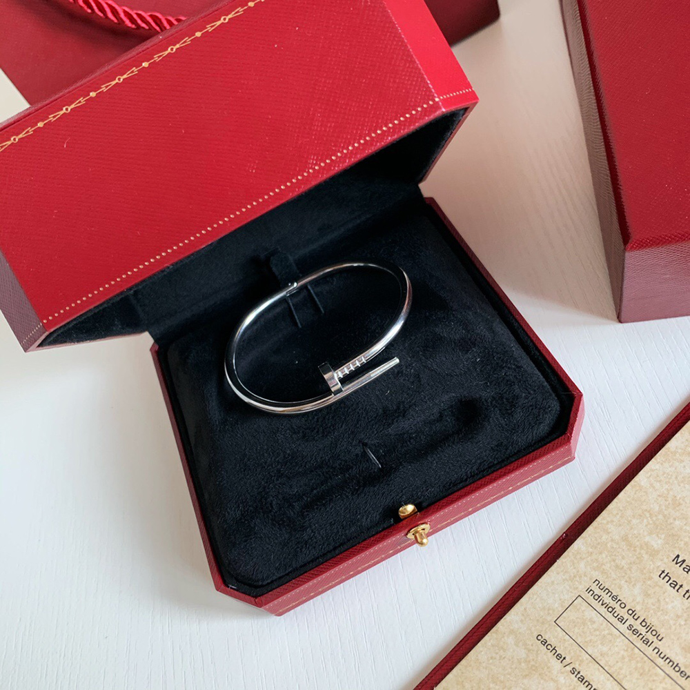 Cartier Juste un Clou bracelet