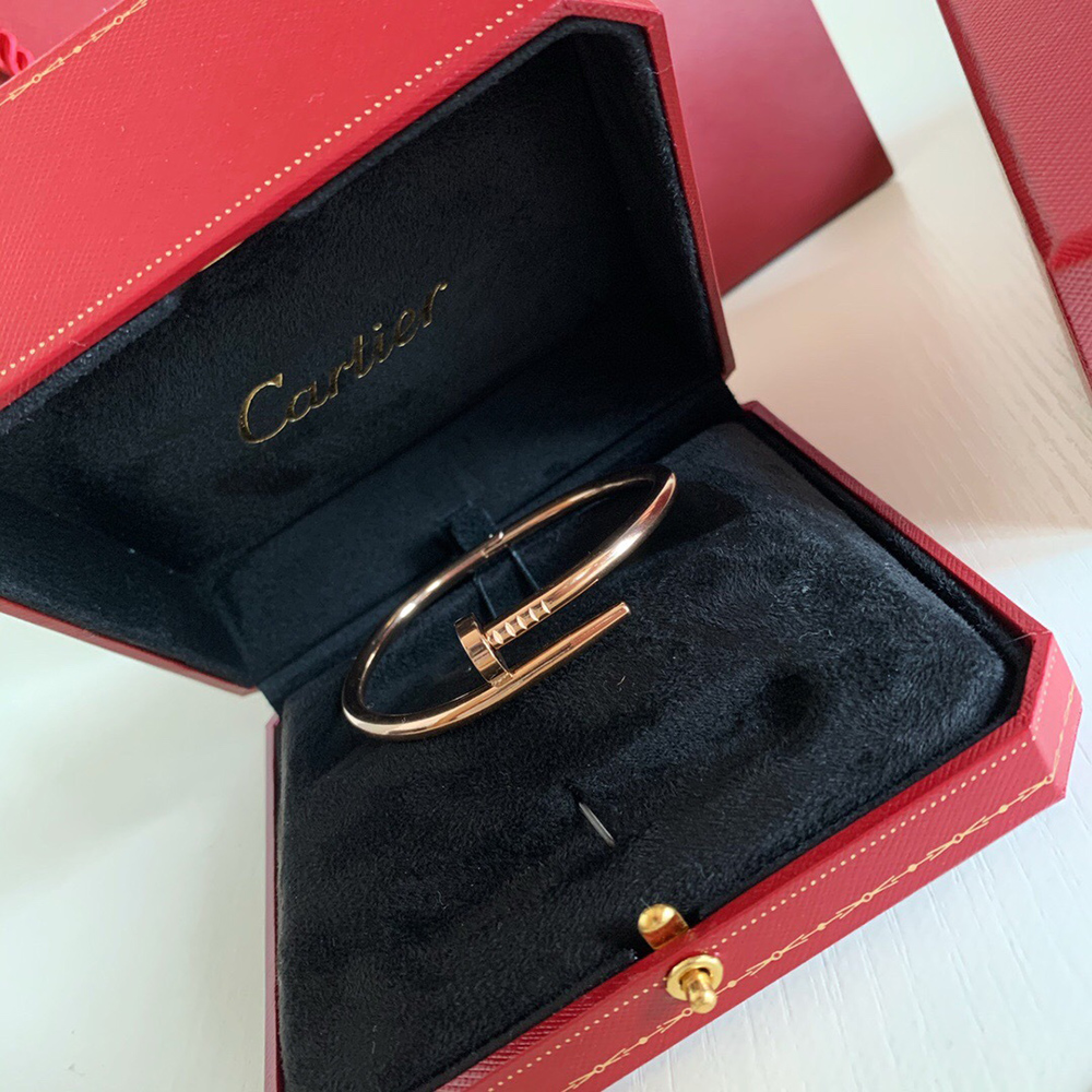 Cartier Juste un Clou bracelet