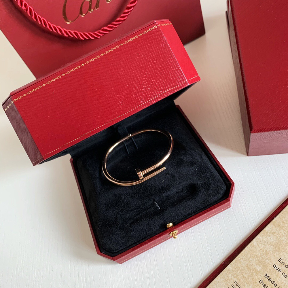 Cartier Juste un Clou bracelet
