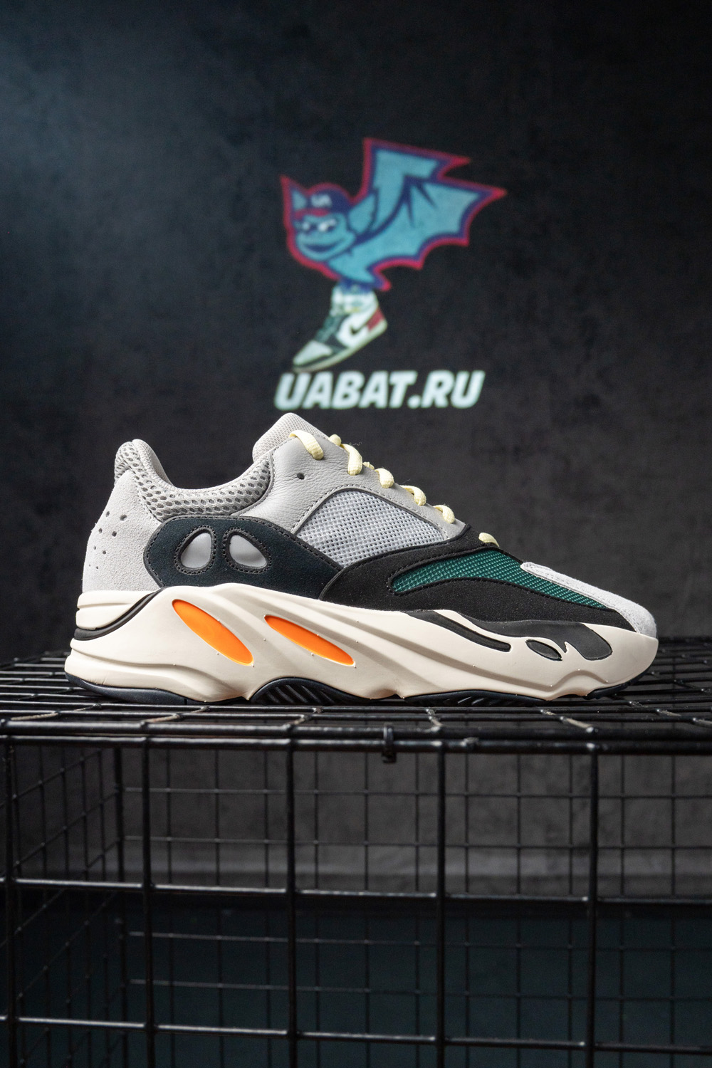 YEEZY BOOST 700 "WAVE RUNNER"