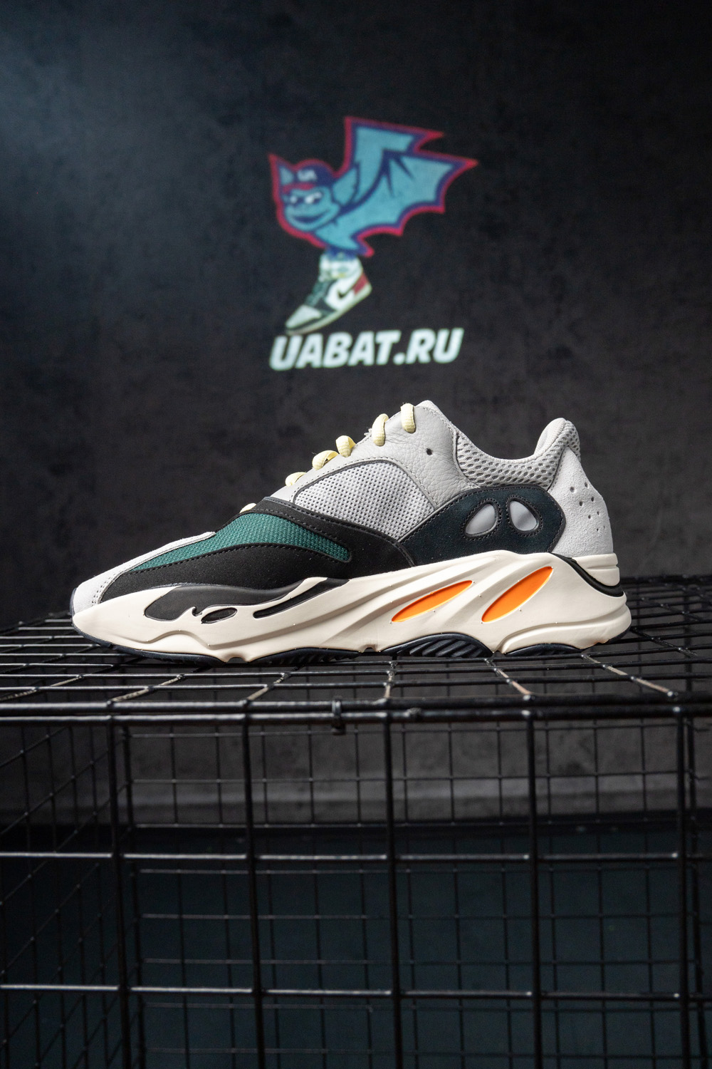 YEEZY BOOST 700 "WAVE RUNNER"