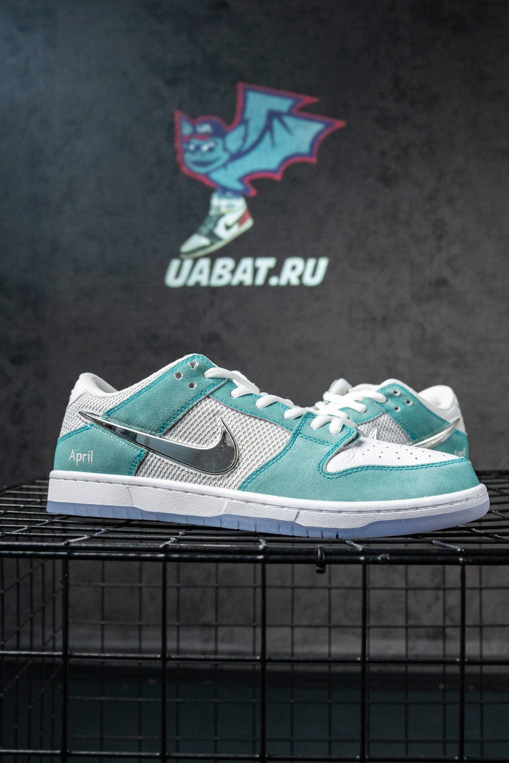 April Skateboards x Dunk Low SB 