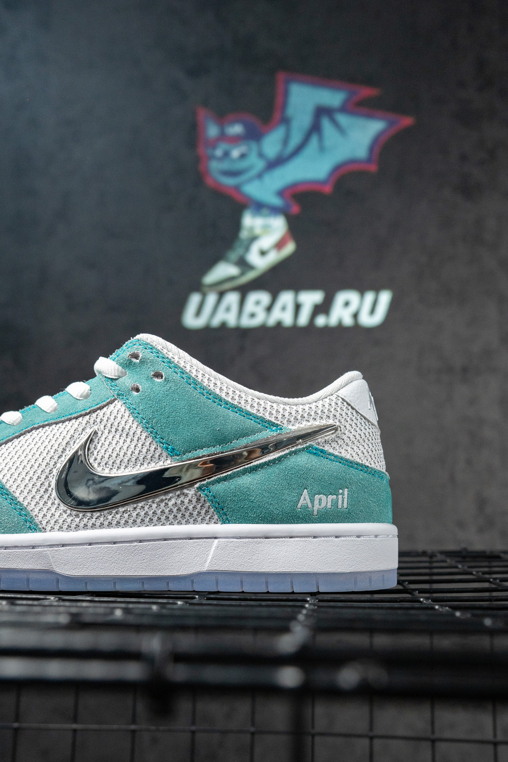 April Skateboards x Dunk Low SB 