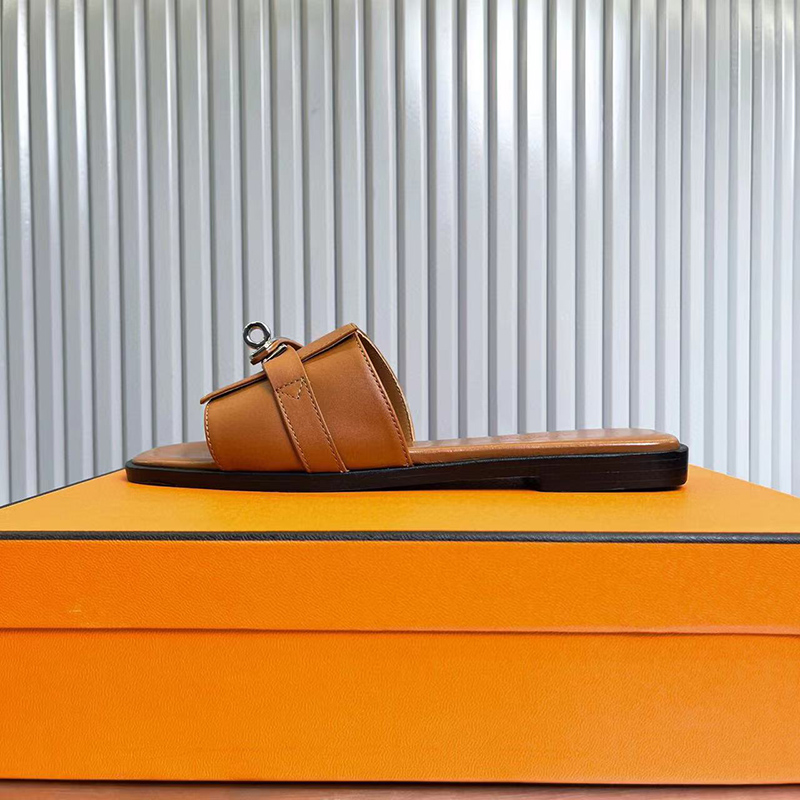 Hermes Giulia Slides