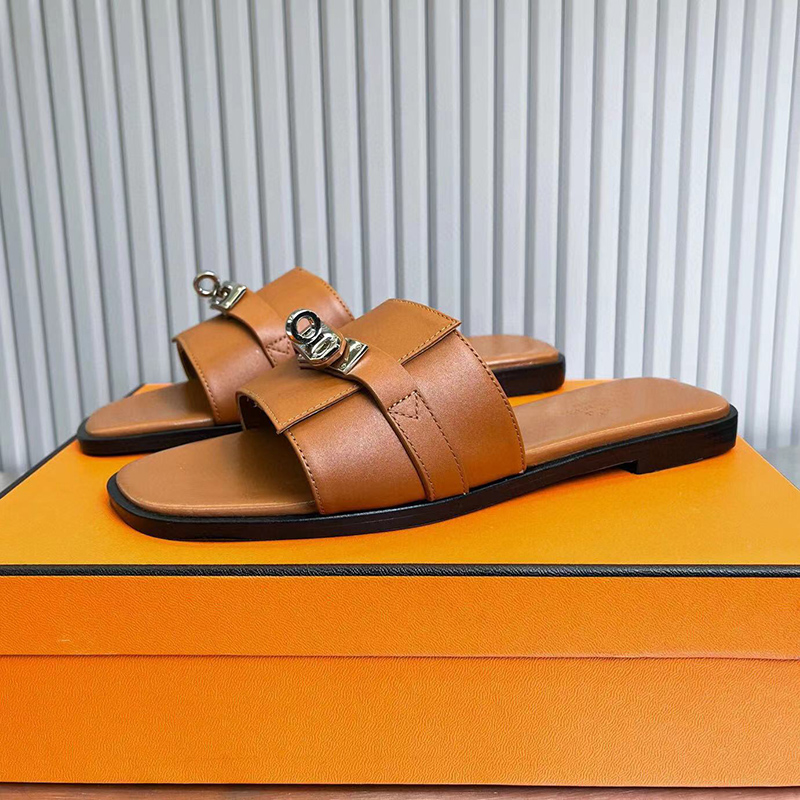 Hermes Giulia Slides