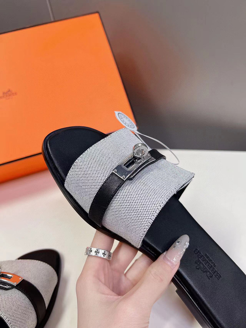 Hermes Gabriel slides