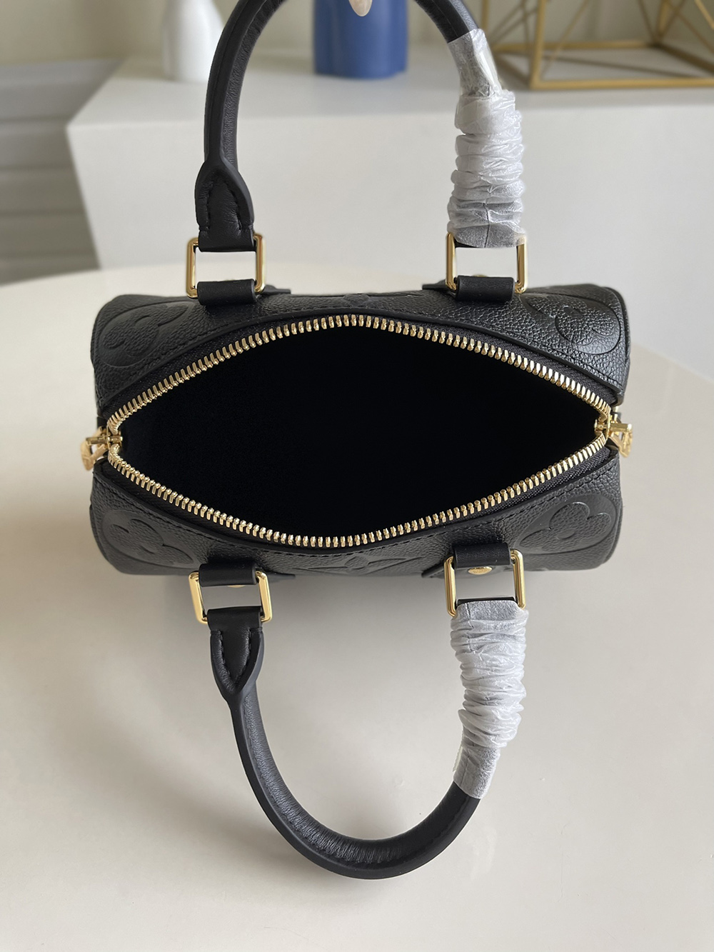 Louis Vuitton Bags M58953 20.5*13.5*12cm