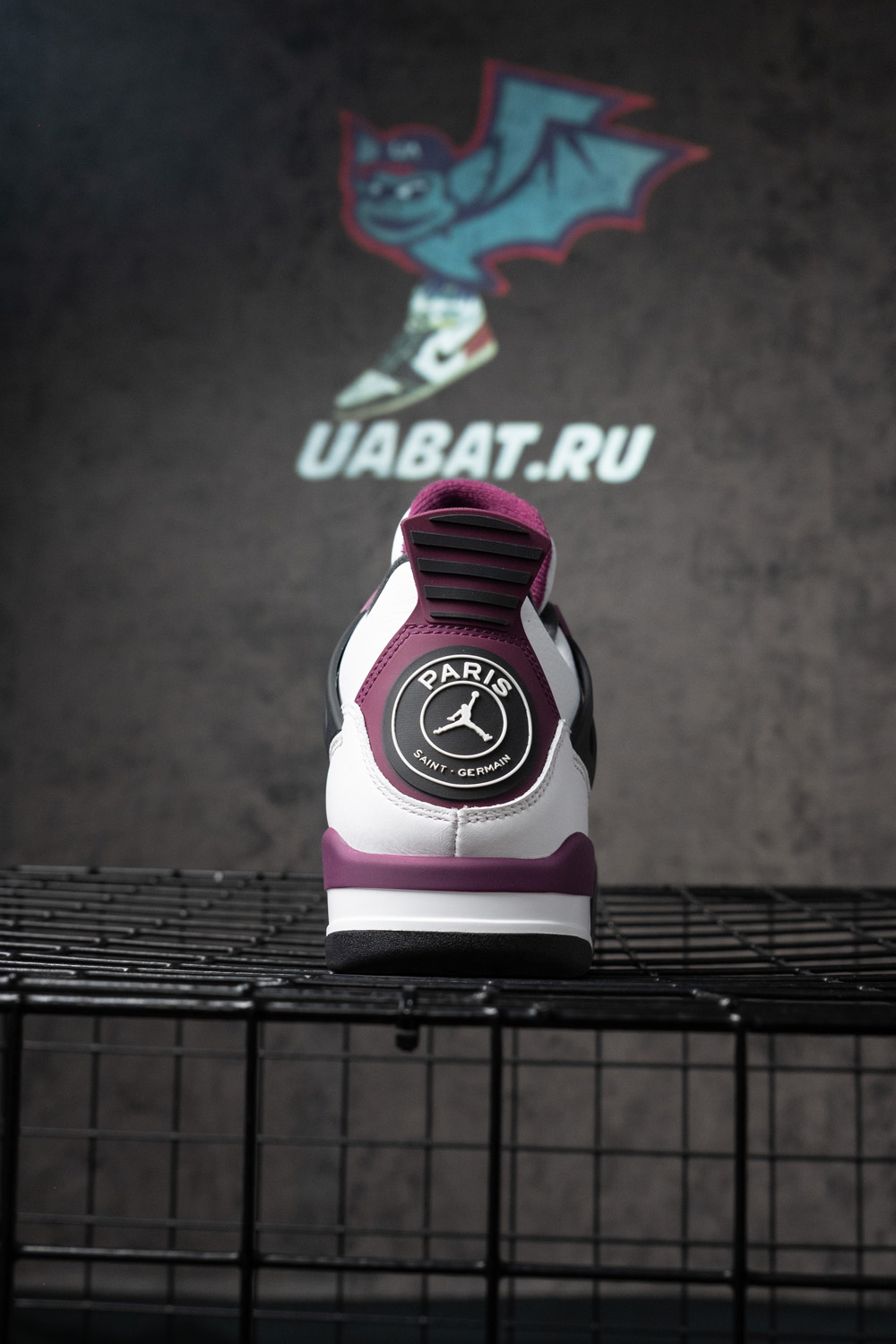 PARIS SAINT-GERMAIN X AIR JORDAN 4 RETRO ''BORDEAUX''