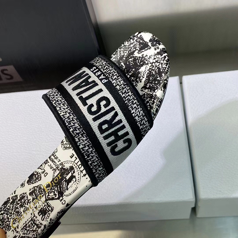 Christian Dior Dway Slide White and Black