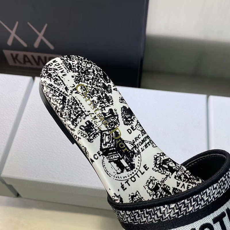 Christian Dior Dway Slide White and Black