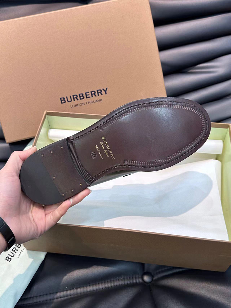 Burberry Oxfords