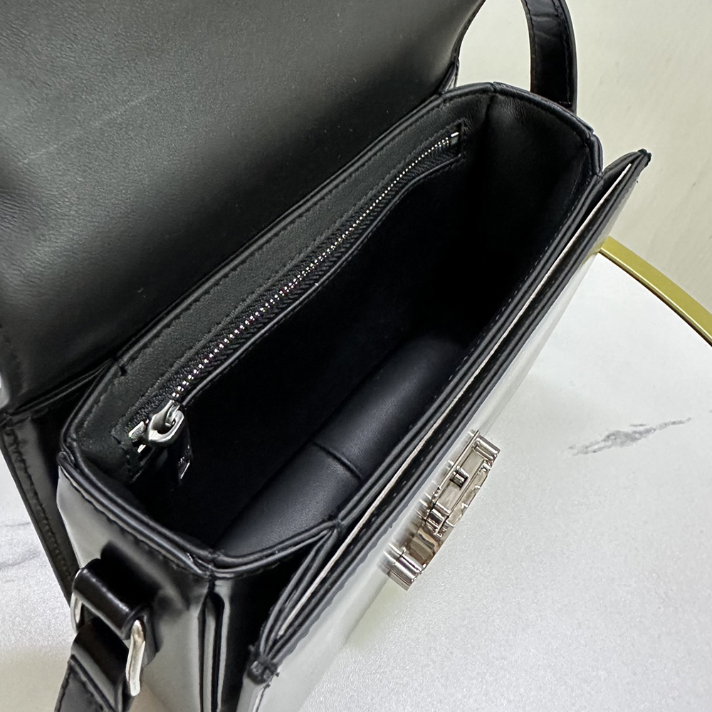 Celine Bags 188423 18.5*14*6cm
