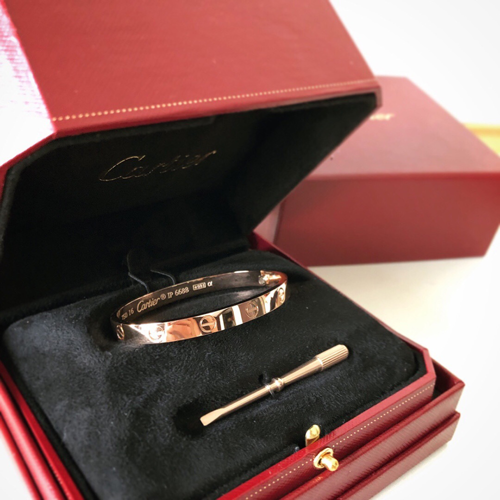 Cartier Love bracelet