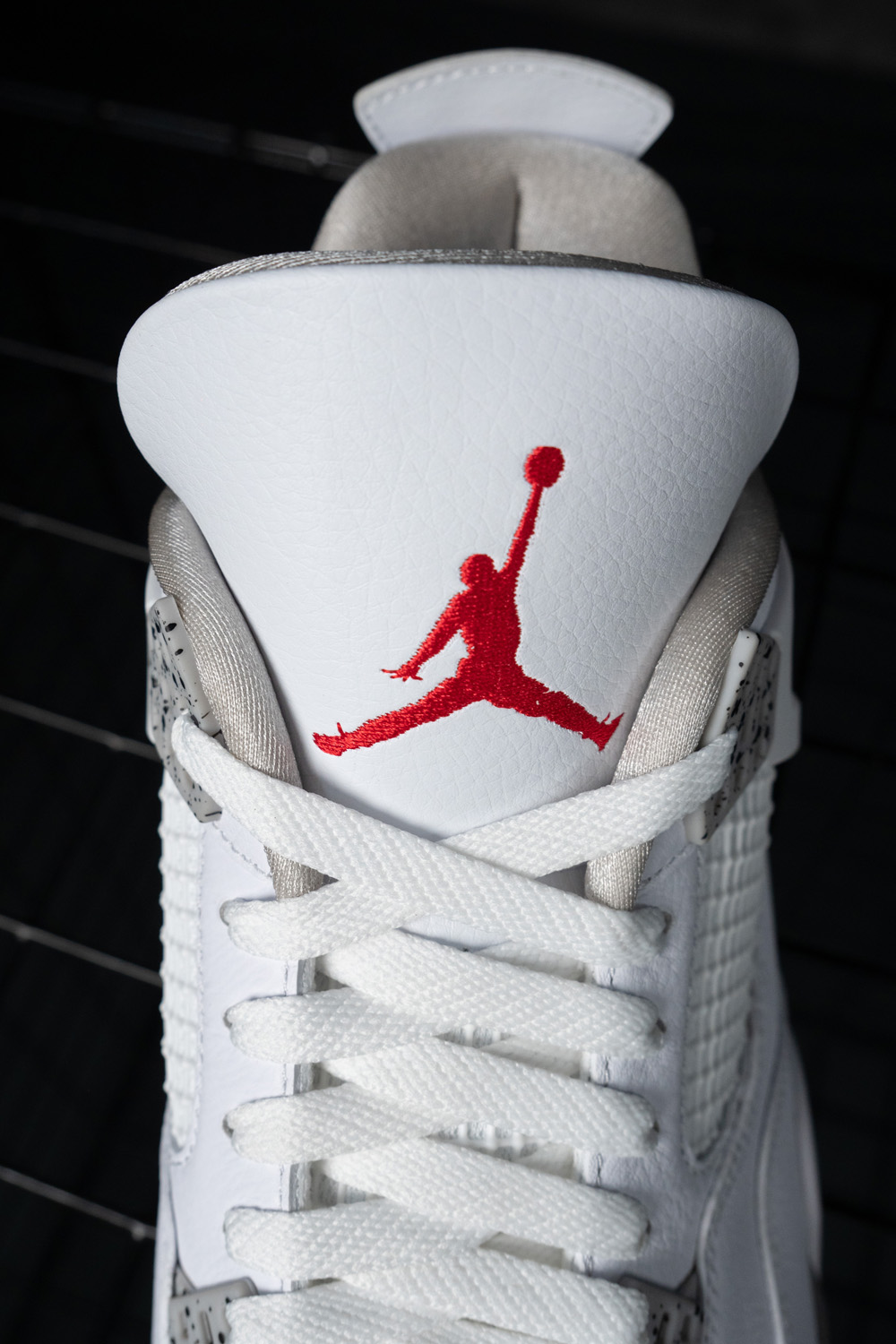AIR JORDAN 4 RETRO 