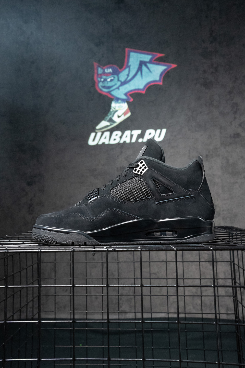 AIR JORDAN 4 RETRO 