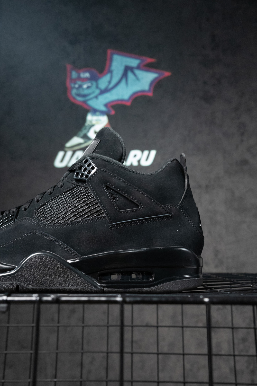 AIR JORDAN 4 RETRO 