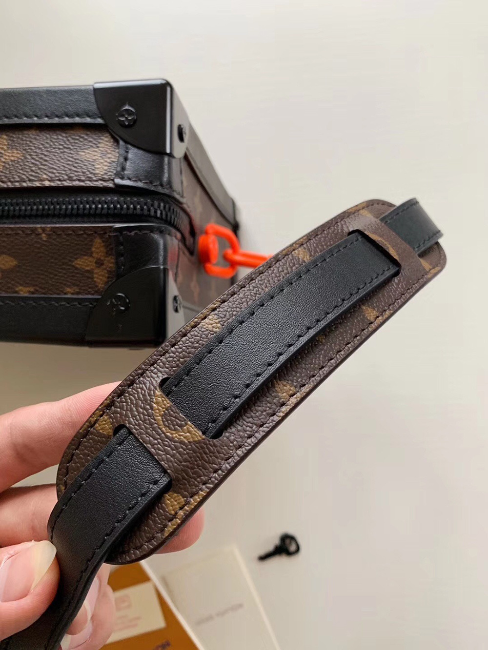 Louis Vuitton Bags M44427 24.5*10*17.5cm