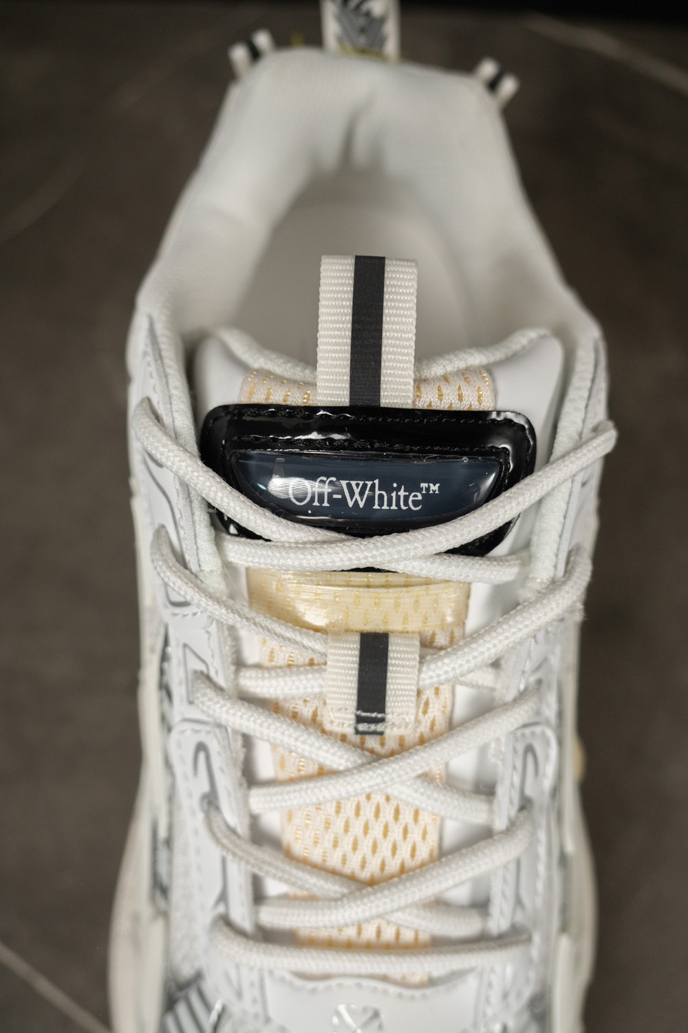 Off White Be Right Back Sneakers White