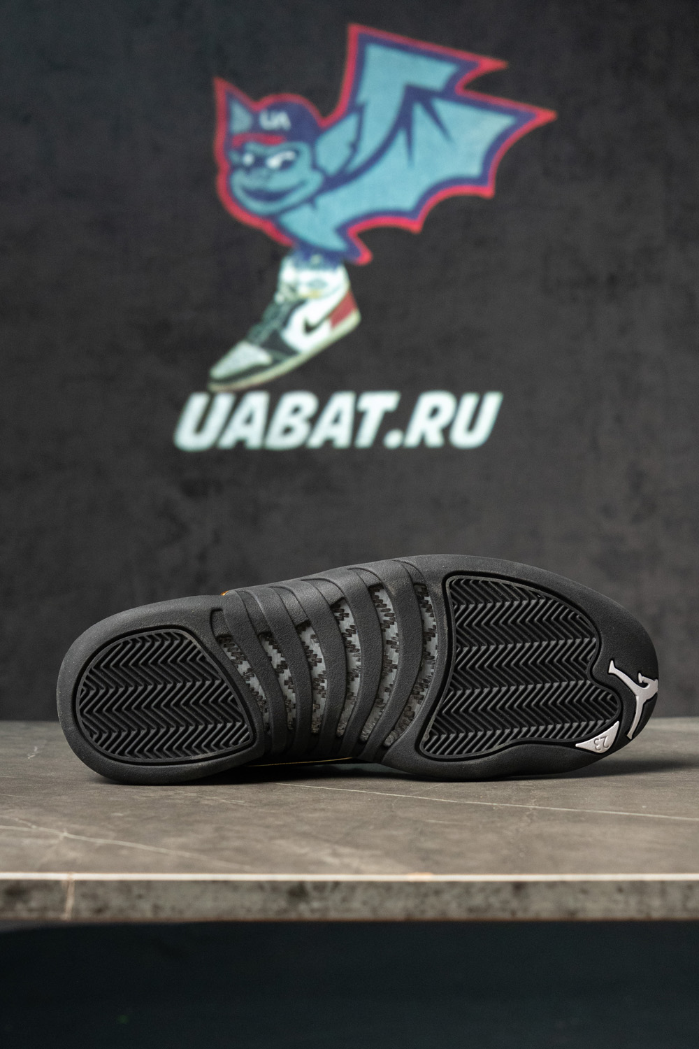 AIR JORDAN 12 RETRO