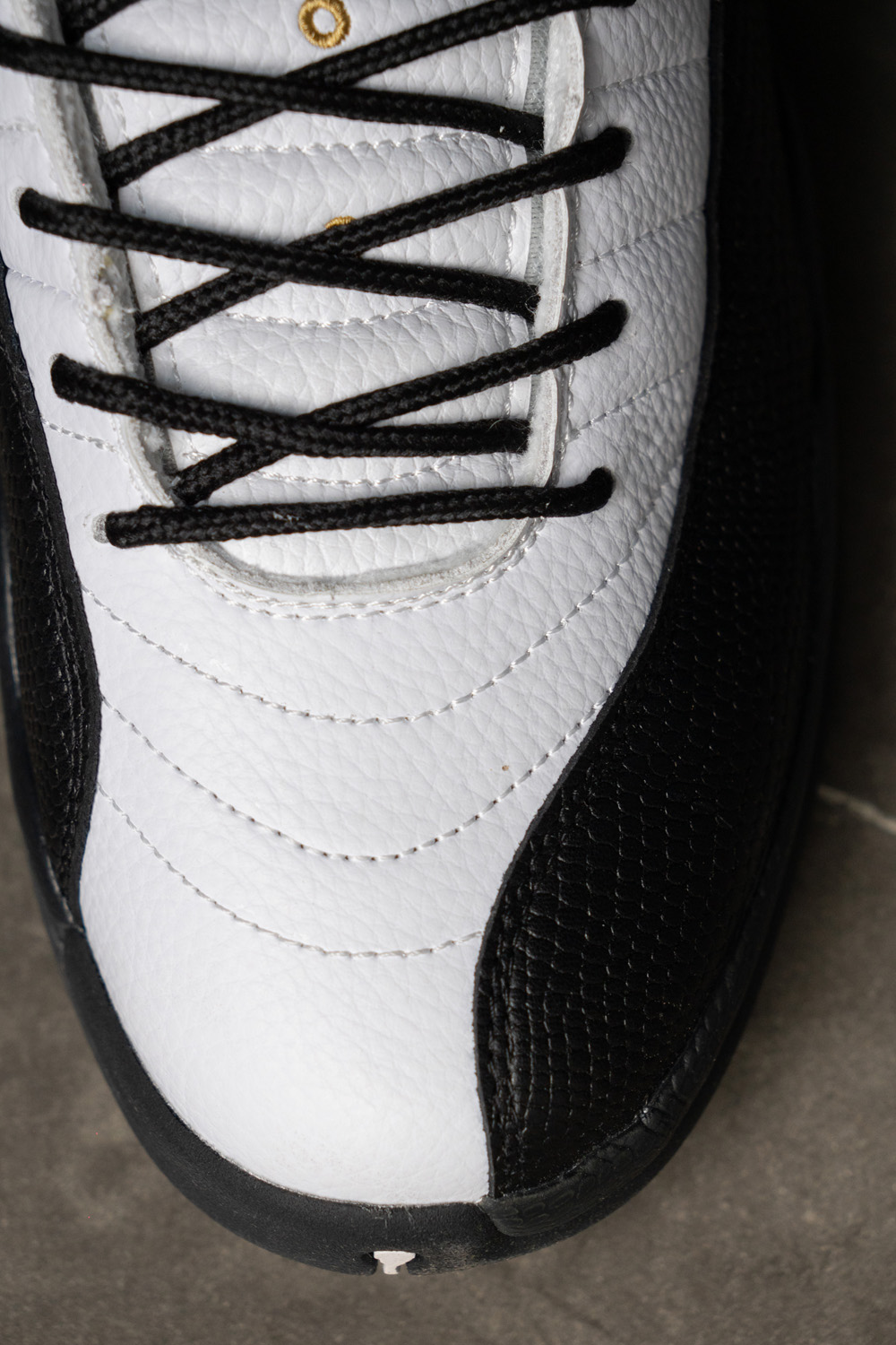 AIR JORDAN 12 RETRO