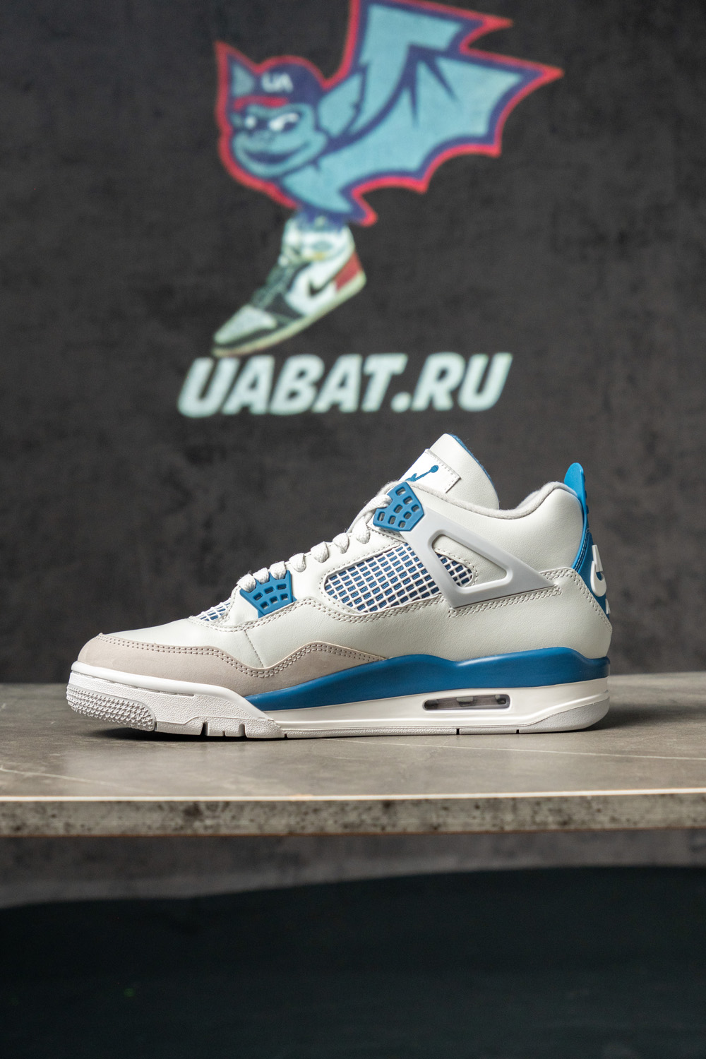 Air Jordan 4 Retro ''Military Blue'' 2024